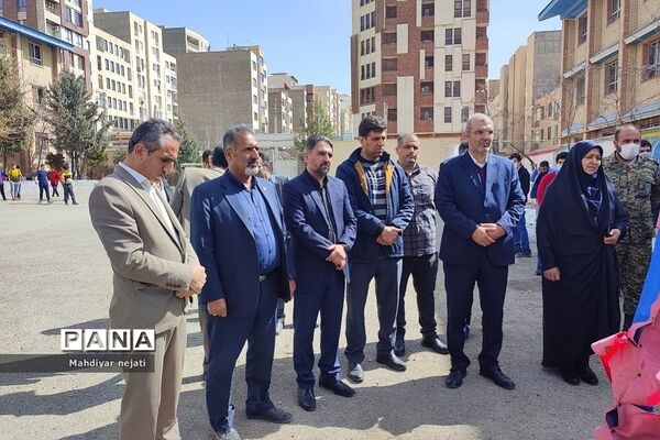 آیین نمادین روز درختکاری در دبیرستان استعدادهای درخشان شهید بهشتی رودهن