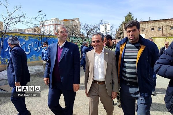 آیین نمادین روز درختکاری در دبیرستان استعدادهای درخشان شهید بهشتی رودهن