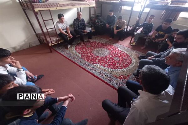 روز دوم اردوی دانش‌آموزان زیارت اولی اصفهانی در مشهد مقدس