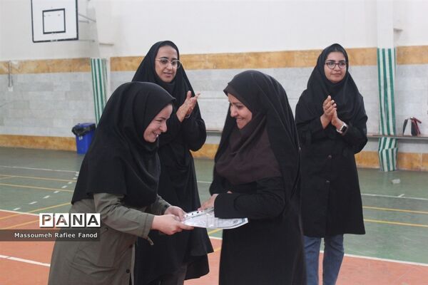 اختتامیه مسابقات هندبال دختران شهرستان گلبهار
