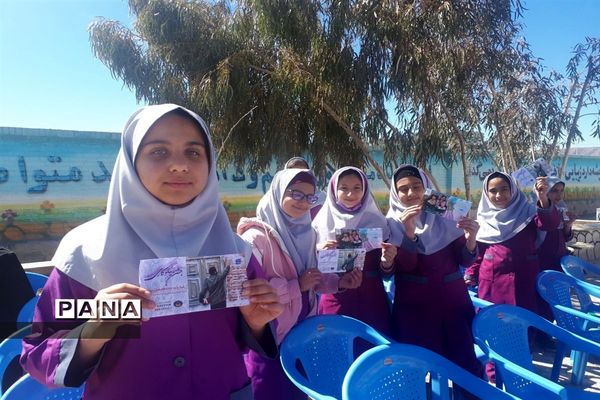 برگزاری جشن نیکوکاری در دبستان عفت ابرکوه