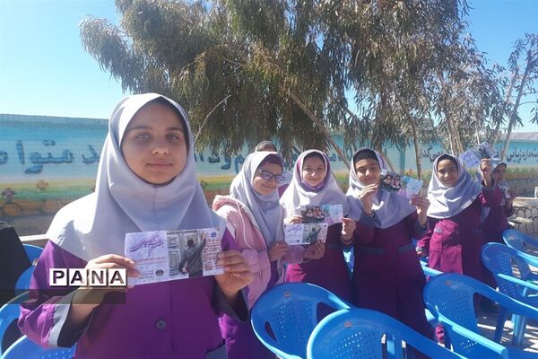 برگزاری جشن نیکوکاری در دبستان عفت ابرکوه