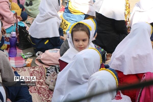 جشن نیمه‌شعبان در ناحیه یک بهارستان