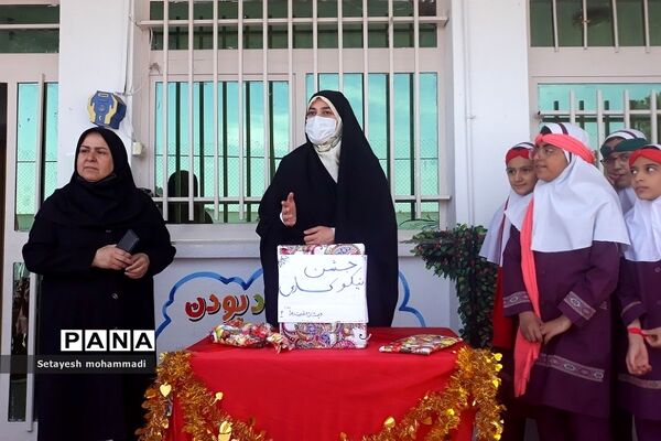 جشن نیکوکاری در دبستان حضرت زهرا(س) ۲ رودهن