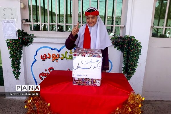 جشن نیکوکاری در دبستان حضرت زهرا(س) ۲ رودهن