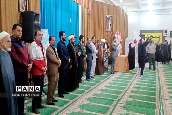 جشن عبادت و بندگی دانش‌آموزان دختر در شهرستان قرچک