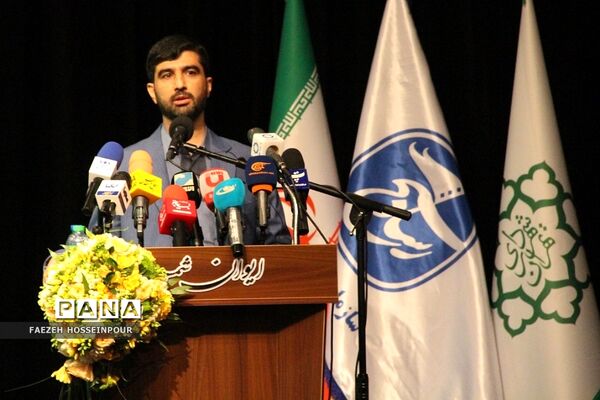 حضور دانش‌آموز خبرنگاران شهرستان‌های تهران در هشتمین جشنواره رسانه‌ای ابوذر