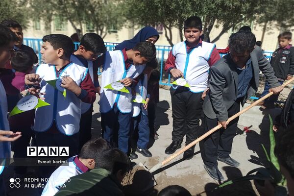 روز درختکاری دبستان جیحون