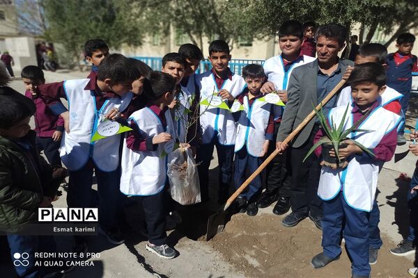 روز درختکاری دبستان جیحون