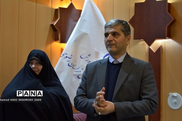 جلسه شورای نظارت بر مدارس و مراکز غیر دولتی و تجلیل از کارگروه مدارس و مراکز غیر دولتی خراسان رضوی