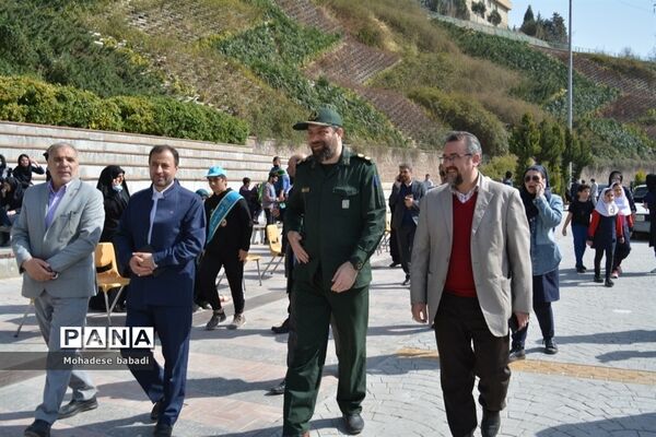 مراسم روز درختکاری و گرامیداشت هفته منابع طبیعی در منطقه ۲