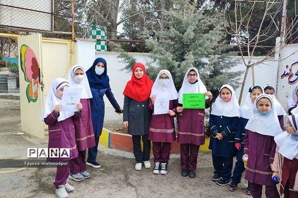مراسم درختکاری در دبستان حضرت زهرا(س)یک رودهن
