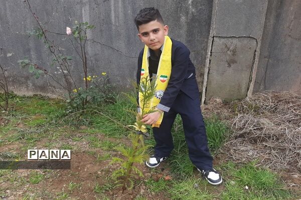 برگزاری همزمان مراسم نمادین جشن نیکوکاری و جشن درختکاری