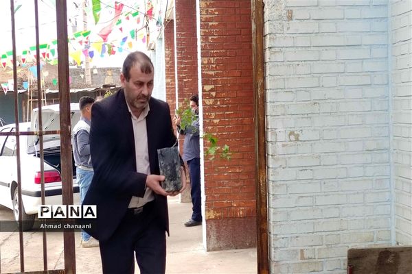 آیین نمادین درختکاری در مدارس کارون