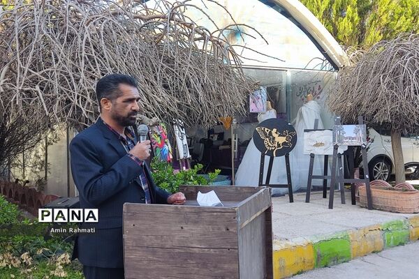 برگزاری نمایشگاه دستاوردهای دانش‌آموزان در هنرستان‌های ناحیه چهار شیراز