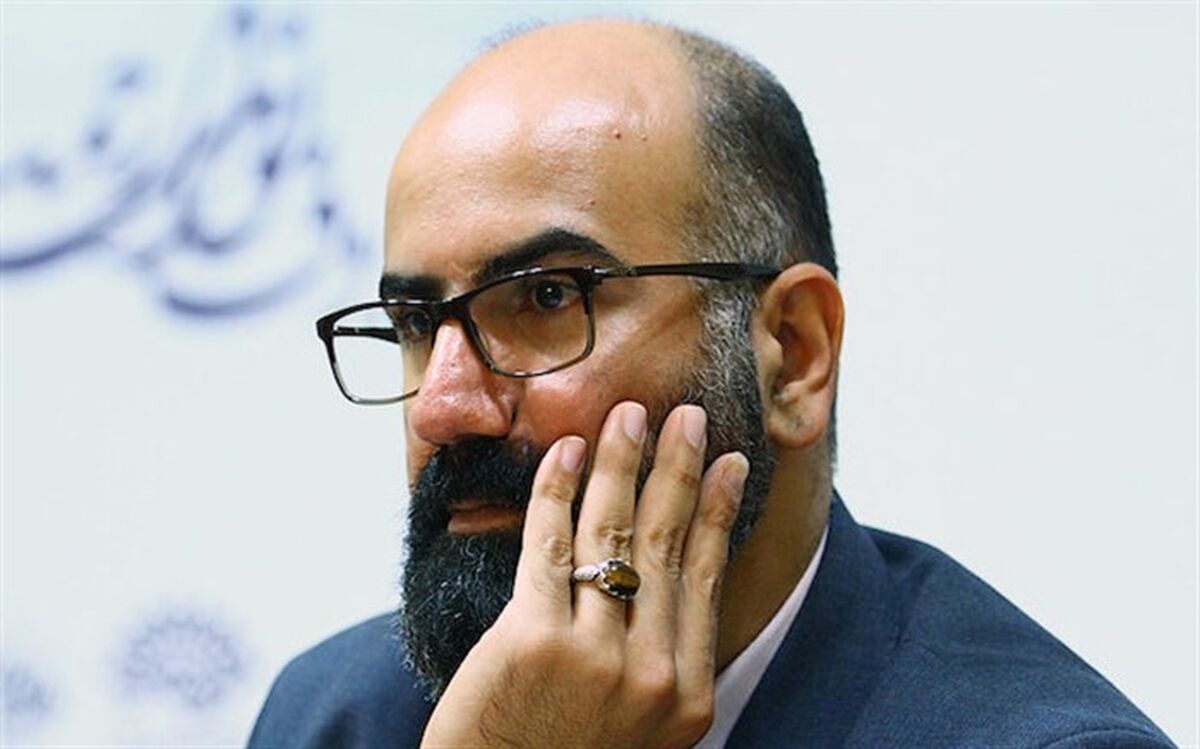 انتصاب محمد زرویی نصرآباد به عنوان سرپرست مرکز هنرهای تجسمی حوزه هنری