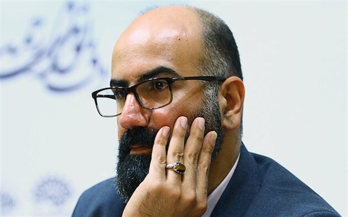 انتصاب محمد زرویی نصرآباد به عنوان سرپرست مرکز هنرهای تجسمی حوزه هنری