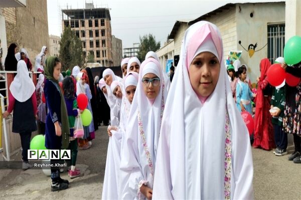 جشن نیکوکاری و درختکاری  در مدرسه مسلم صادقی شریف‌آباد پاکدشت