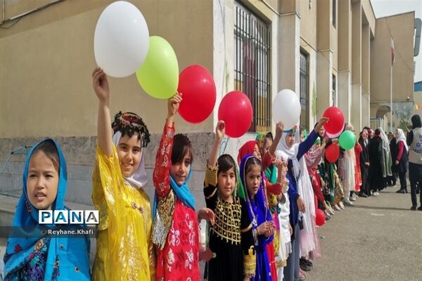 جشن نیکوکاری و درختکاری  در مدرسه مسلم صادقی شریف‌آباد پاکدشت
