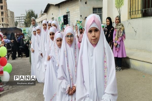 جشن نیکوکاری و درختکاری  در مدرسه مسلم صادقی شریف‌آباد پاکدشت