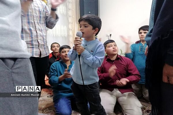 جشن خانگی هیات دانش‌آموزی انصارالمهدی ناحیه 3 به مناسبت میلاد امام زمان(عج)