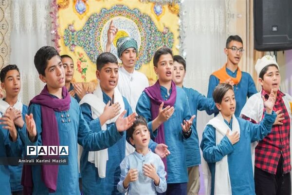 جشن خانگی هیات دانش‌آموزی انصارالمهدی ناحیه 3 به مناسبت میلاد امام زمان(عج)