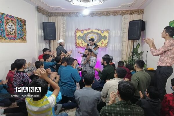 جشن خانگی هیات دانش‌آموزی انصارالمهدی ناحیه 3 به مناسبت میلاد امام زمان(عج)