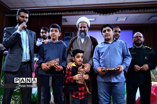آیین تجلیل از برگزیدگان مسابقه «فرزندان انقلاب» در شهرستان قرچک