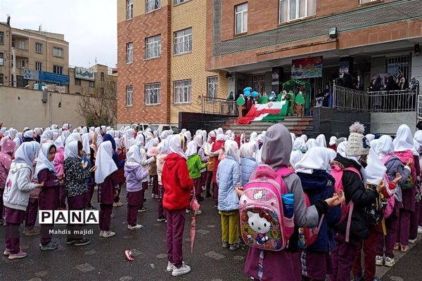 گرامیداشت هفته منابع طبیعی در دبستان زینب یک ملارد