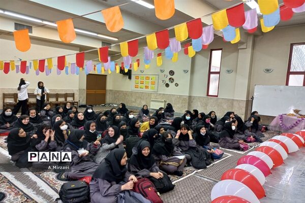 استقبال سالروز میلاد منجی عالم بشریت در مدارس