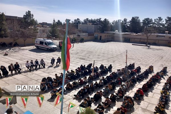 مانور آتش‌نشانی و اورژانس در مدارس تربت جام