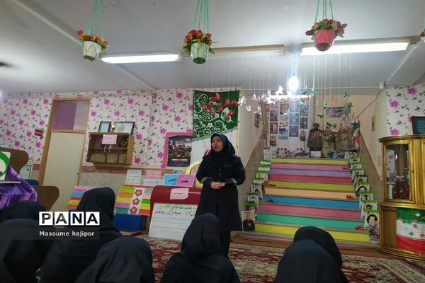 جشن نیمه شعبان در دبیرستان نوشین بختیاری بخش جوادآباد