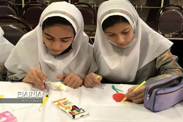 جشن اعیاد شعبانیه درآموزشگاه شاهدحضرت فاطمه زهرا(س) اسلامشهر