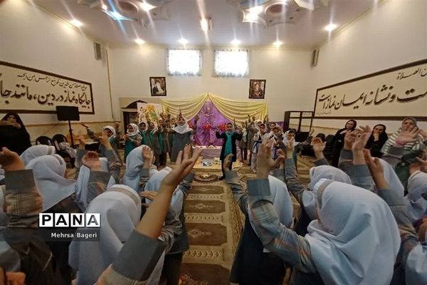 جشن اعیاد شعبانیه درآموزشگاه شاهدحضرت فاطمه زهرا(س) اسلامشهر