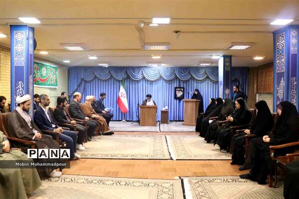 دیدار و تجلیل از مربیان فعال اتحادیه انجمن‌های اسلامی دانش‌آموزی آذربایجان شرقی