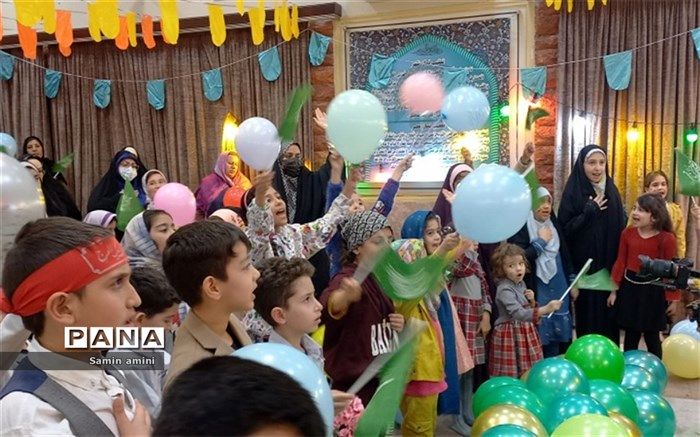 روایت دانش‌آموز خبرنگار پانا از جشن نیمه شعبان ویژه کودکان در دفتر امام جمعه رودهن/فیلم