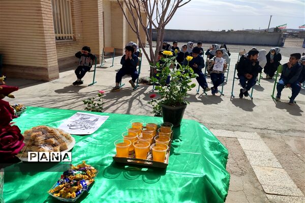 جشن میلاد امام زمان(عج) در مدرسه لقمان حکیم شهرستان خاتم