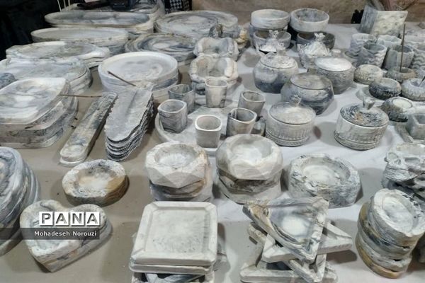 نمایشگاه صنایع‌دستی و محصولات اقوام و عشایر ایرانی در اسلامشهر