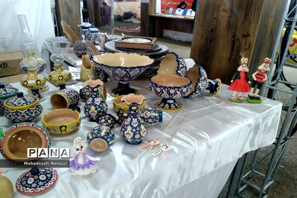 نمایشگاه صنایع‌دستی و محصولات اقوام و عشایر ایرانی در اسلامشهر