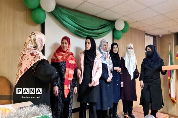 برپایی جشن بزرگ نیمه شعبان در دبیرستان فرهنگ ۱۳