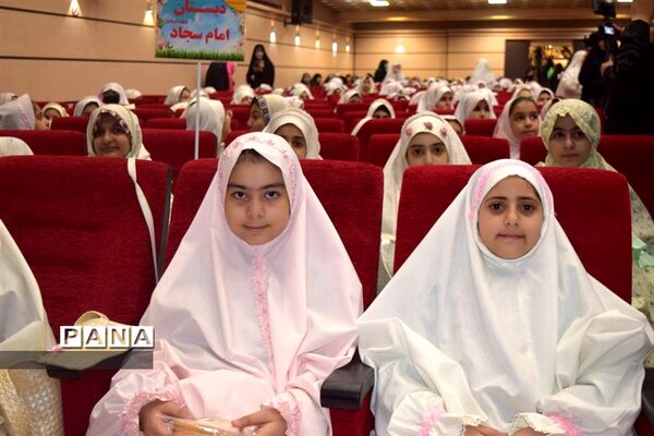برگزاری جشن عبادت  فرشتگان کوچک در منطقه ۱۴