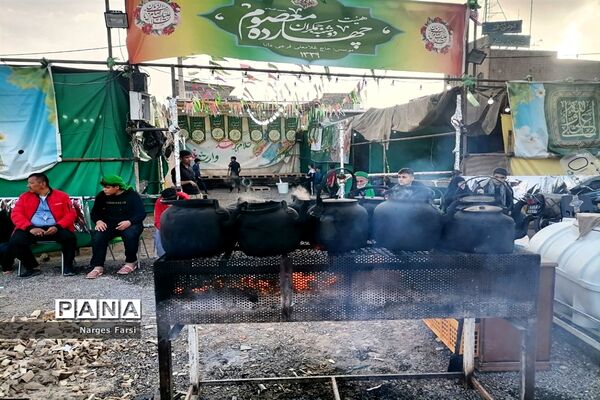خدمت‌رسانی موکب‌های نیمه شعبان در بلوار پیامبر اعظم قم