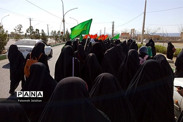 شادپیمایی دختران فاطمی قم به مقصد مسجد مقدس جمکران