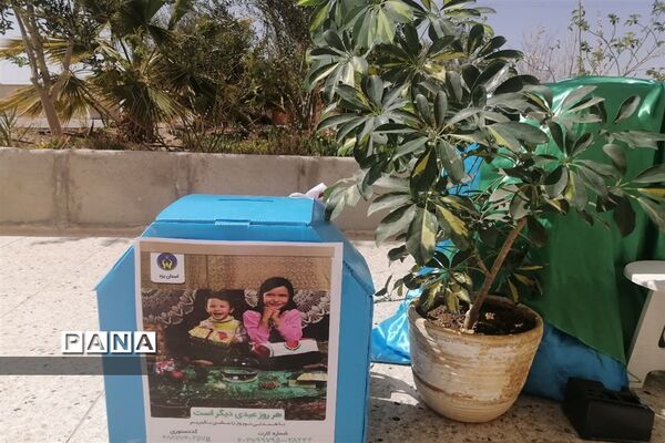 برگزاری جشن نیکوکاری در دبیرستان برکت شهرستان خاتم