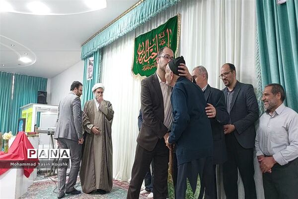 تجلیل از شناسنامه زنده فرهنگ و آداب و رسوم شهر بافران