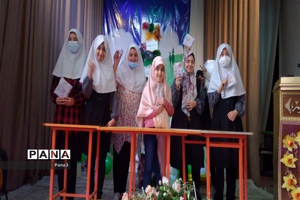 برپایی جشن عید نیمه شعبان در دبستان دخترانه نورایمان منطقه ۳