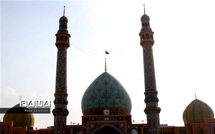 دکلمه خوانی دانش‌آموز خبرنگار به مناسبت نیمه شعبان /فیلم