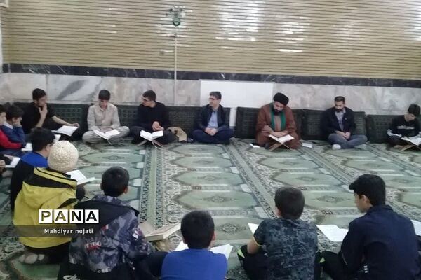 برگزاری کلاس‌های قرآن و احکام اسلامی در مسجد جامع رودهن