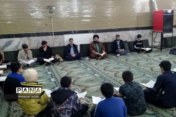 برگزاری کلاس‌های قرآن و احکام اسلامی در مسجد جامع رودهن