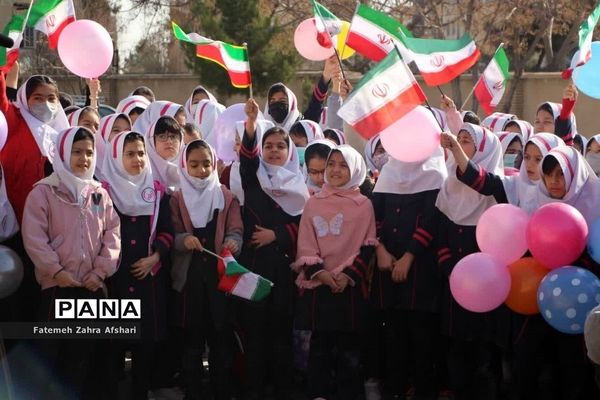 کارناوال شادی تئاتر درسی در کانون امام خمینی سمنان